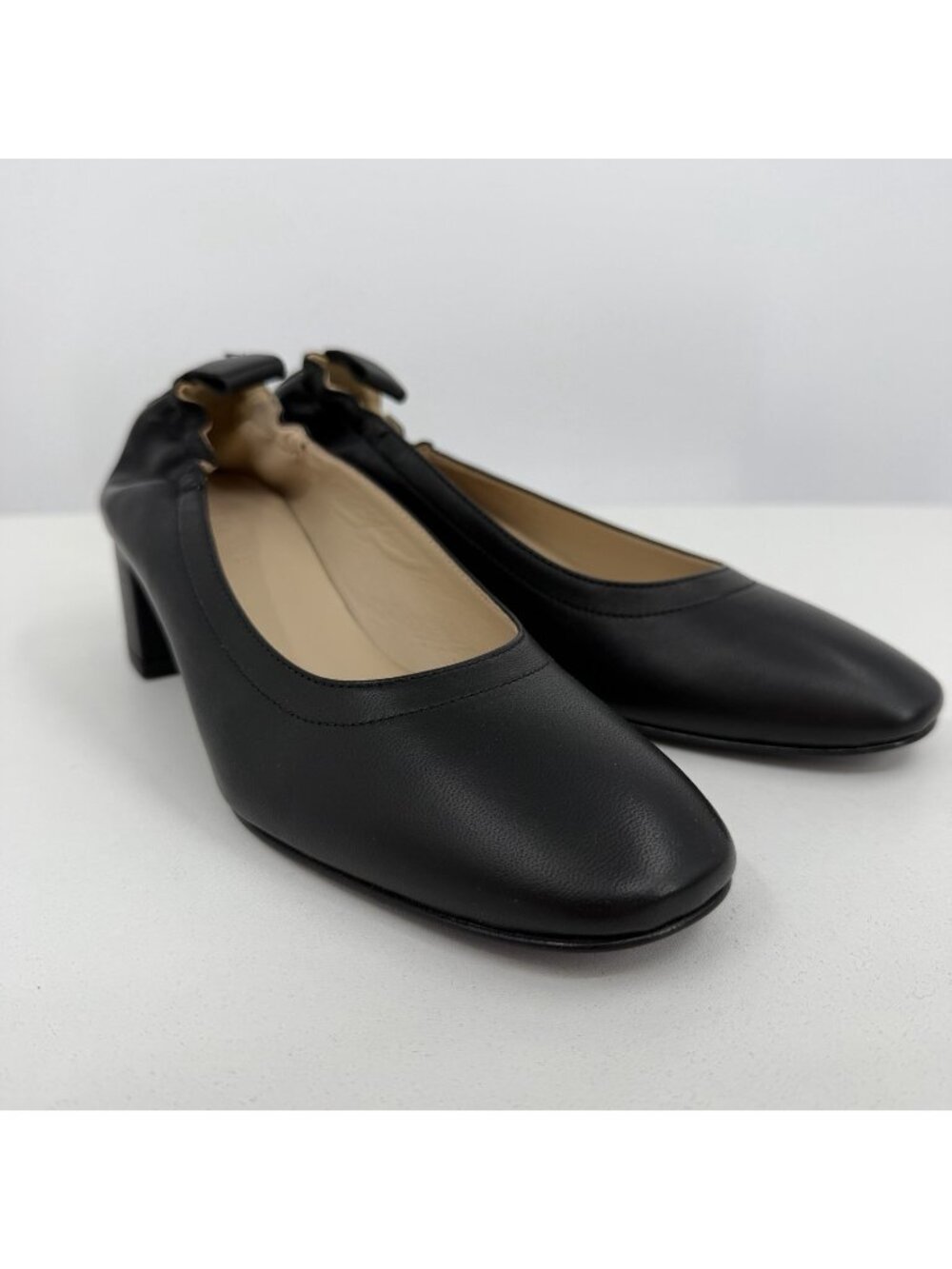 Everlane Italian Leather Day Heel size 5 Women's Black Elastic Back Comfort nto